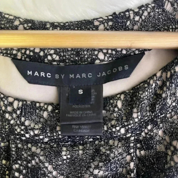 Marc Jacobs Lace Overlay Bow Blouse Size Small - Picture 5 of 7